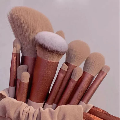 Makeup Brush Set — Concealer, Blush, Powder, Eyeshadow & Foundation Brushes